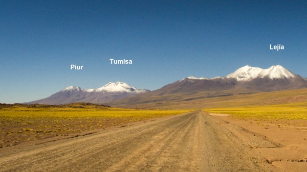 Volcanes Tumisa y Lejía.